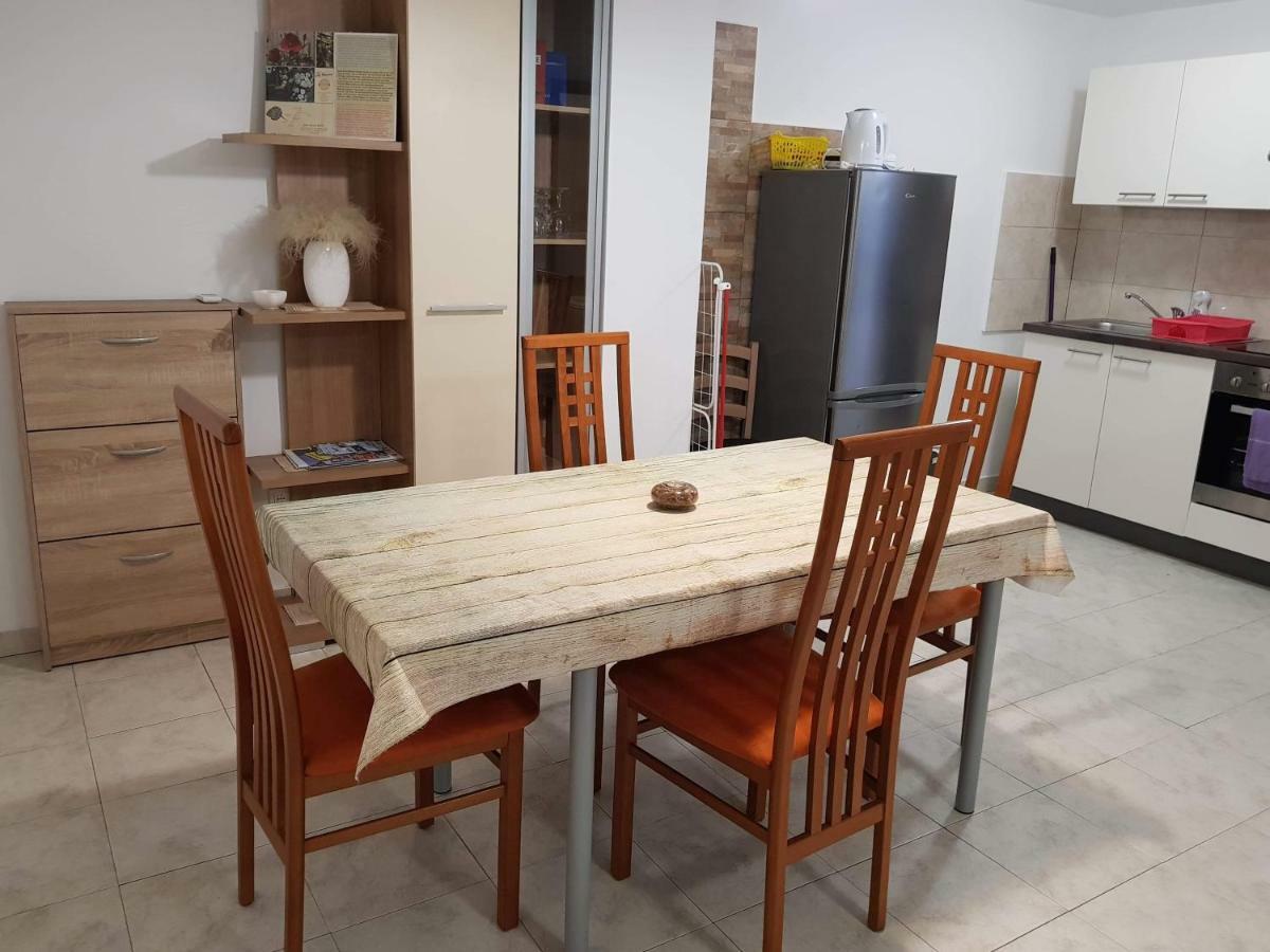 Apartment Natali Brseč Zewnętrze zdjęcie