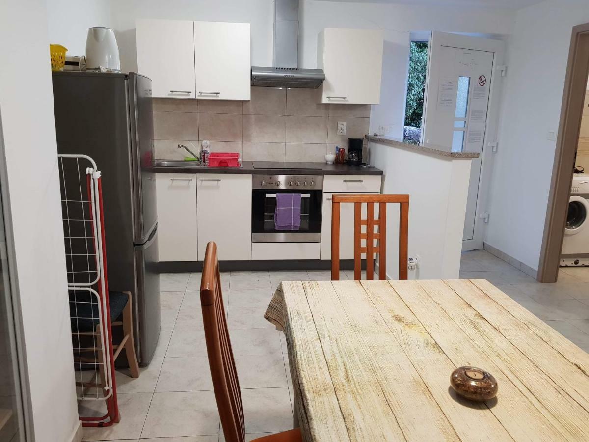 Apartment Natali Brseč Zewnętrze zdjęcie